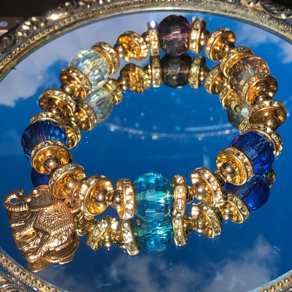 Elephant Jewel bearded Bracelet!